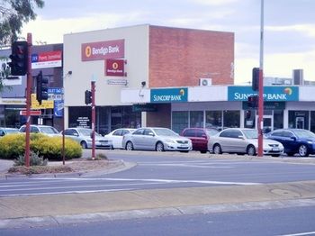 Apartments @ Glen Waverley - Holiday Find 14