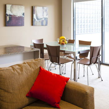 Apartments @ Glen Waverley - Holiday Find 32