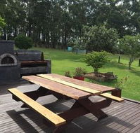 Sinclairs Country Retreat - Holiday Find
