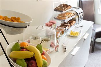 Adara Camperdown Hotel - Holiday Find 9