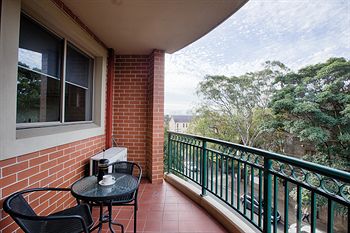 Adara Camperdown Hotel - Holiday Find 32