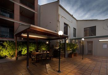 Adara Camperdown Hotel - Holiday Find 33