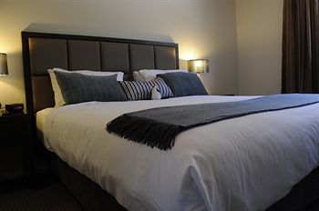 Riverside Oaks Golf Resort - Holiday Find 3