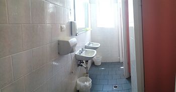 Bondi Shores - Hostel - Holiday Find 0