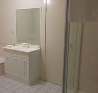 Australian Home Away Ringwood  Bardia - Holiday Find