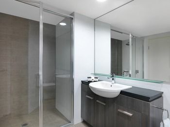 Adina Apartment Hotel Sydney Airport - Holiday Find 12