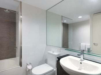 Adina Apartment Hotel Sydney Airport - Holiday Find 19