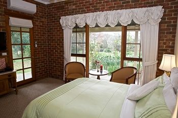 Holly Lane Mews - Holiday Find 12