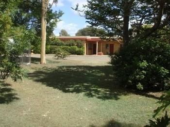 Hilldrop Motor Inn - Holiday Find 7