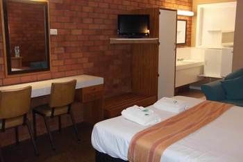 Hilldrop Motor Inn - Holiday Find 20