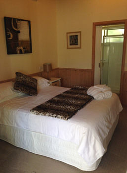 Yarraglen BnB - Holiday Find 23
