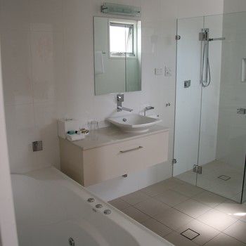 Chaucer Palms Boutique Bed & Breakfast - Holiday Find 21