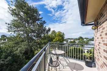 Rooftops Bed & Breakfast - Holiday Find 24