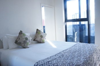 Winston Apartments - Holiday Find 9