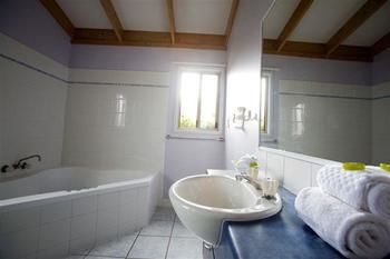 Budgewoi Holiday Park - Holiday Find 0