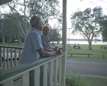 Budgewoi Holiday Park - Holiday Find 25