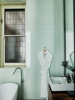 The Old Clare Hotel - Holiday Find 57