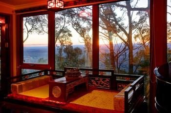Mt Dandenong Imperial Retreat - Holiday Find 11