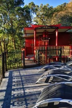 Mt Dandenong Imperial Retreat - Holiday Find 17