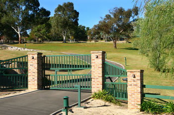 Relaxin - Holiday Find 5