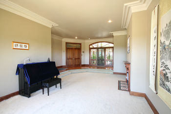 Relaxin - Holiday Find 17