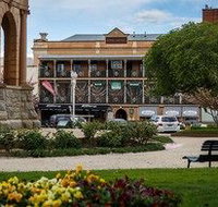 Bathurst Royal Apartments - Holiday Find