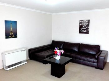 Glen Apartments Melbourne - Holiday Find 28