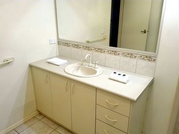 Glen Apartments Melbourne - Holiday Find 31