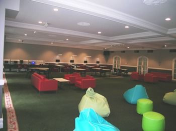 RMIT Village - Holiday Find 10