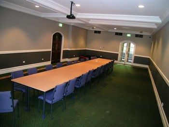 RMIT Village - Holiday Find 11