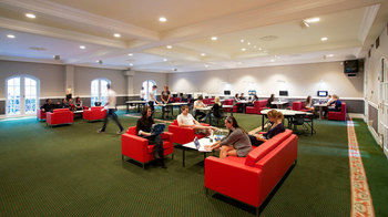 RMIT Village - Holiday Find 12