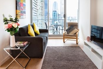 AKOM Melbourne - Holiday Find 13