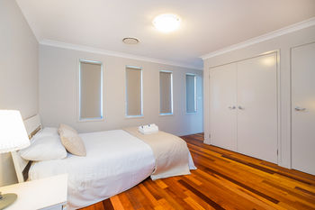 Getaway Holiday House Bankstown - Holiday Find 4