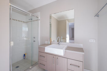 Getaway Holiday House Bankstown - Holiday Find 12