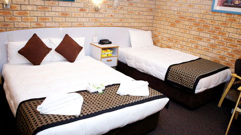 BEST WESTERN Kennedy Drive Motel - Holiday Find 9