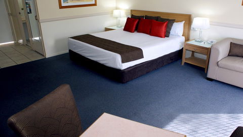 BEST WESTERN Ambassador Motor Lodge - Holiday Find 2