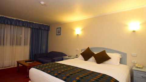 BEST WESTERN Balmoral Motor Inn - Holiday Find 0