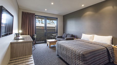 BEST WESTERN Foreshore Motel - Holiday Find 1