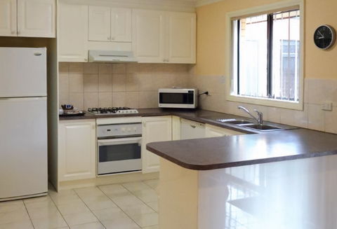 BEST WESTERN Fawkner Airport Motor Inn And Serviced Apartments - Holiday Find 4