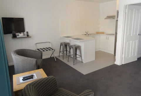 BEST WESTERN Fawkner Airport Motor Inn And Serviced Apartments - Holiday Find 7