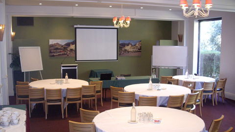 Best Western Plus The Tudor Box Hill - Holiday Find 3