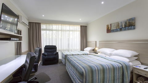 BEST WESTERN Aspen And Apartments - Holiday Find 0