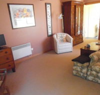 John and Eva Selles Studio Apartment - Holiday Find