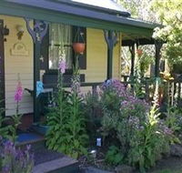 Blue Wren Riverside Cottage - Holiday Find