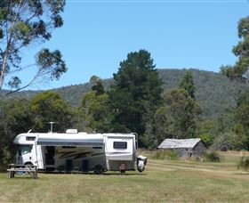Taranna Cottages & Self-contained Campers - Holiday Find 0