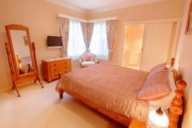B & B At Winterbrook - Holiday Find 1