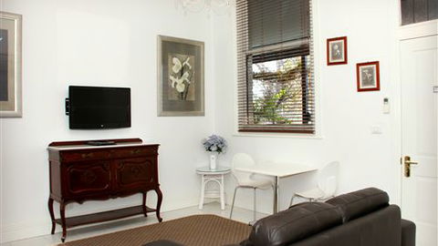 CocknBull Boutique Hotel - Holiday Find 1