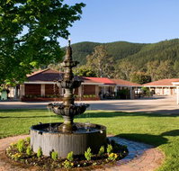 Ovens Valley Motor Inn - Holiday Find