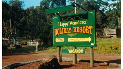 Happy Wanderer Holiday Resort - Holiday Find 2