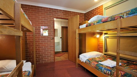NRMA Bright Holiday Park - Holiday Find 0